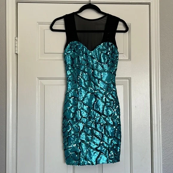 aqua blue sequin dress Embellished Cowl-Neck Maxi Dress in Aqua Blue - 8